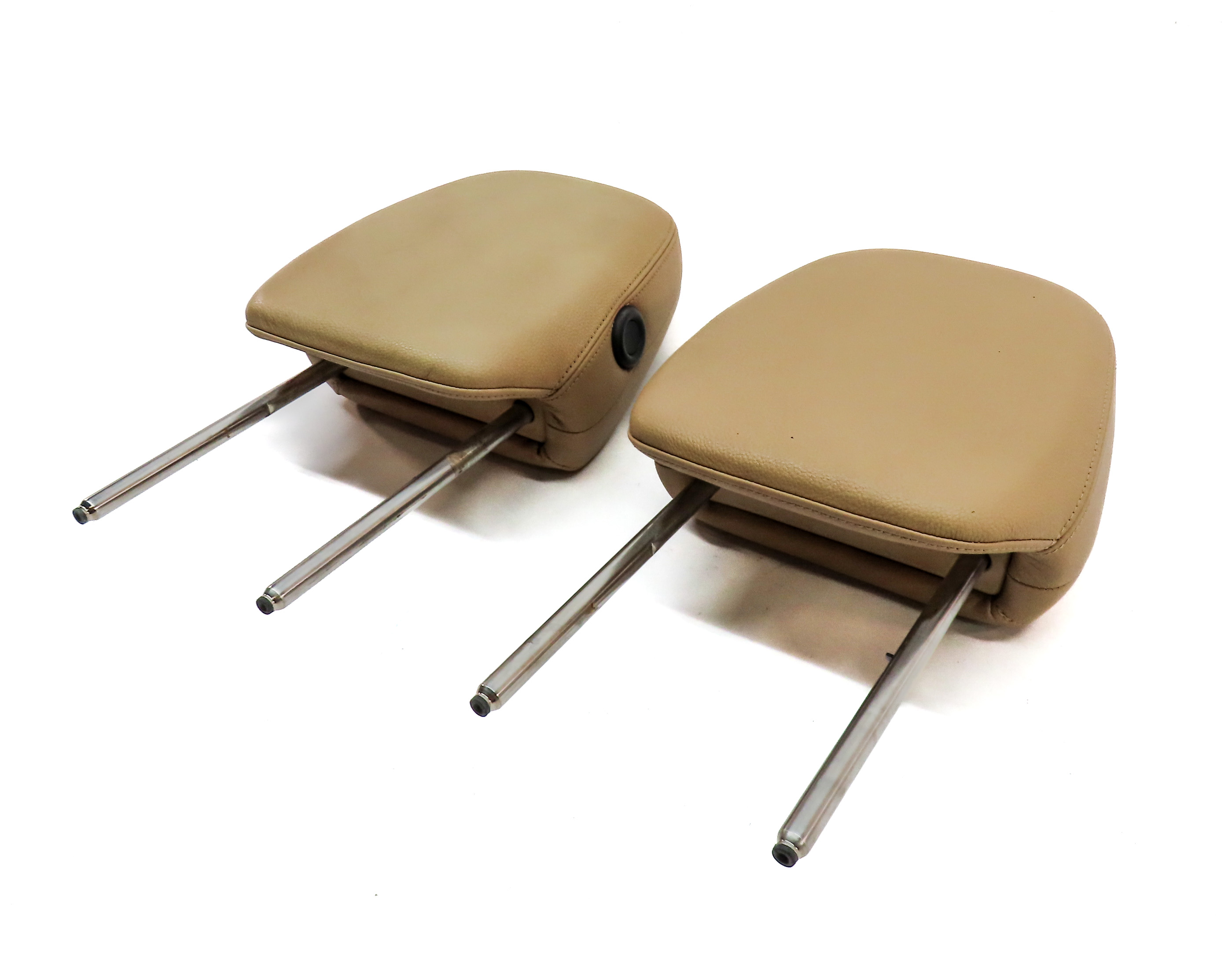11-18 PORSCHE CAYENNE (958) FRONT LEFT & RIGHT SEAT HEADREST SET 2 (Beige) — exact item pictured